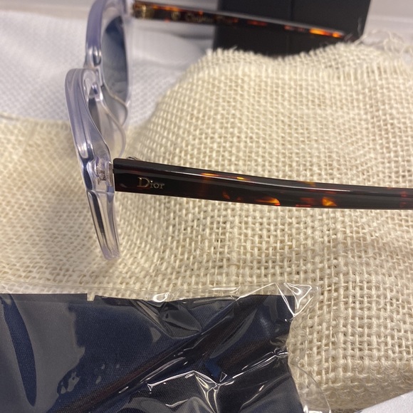 Christian Dior Sunglasses Women - Picture 4 of 8